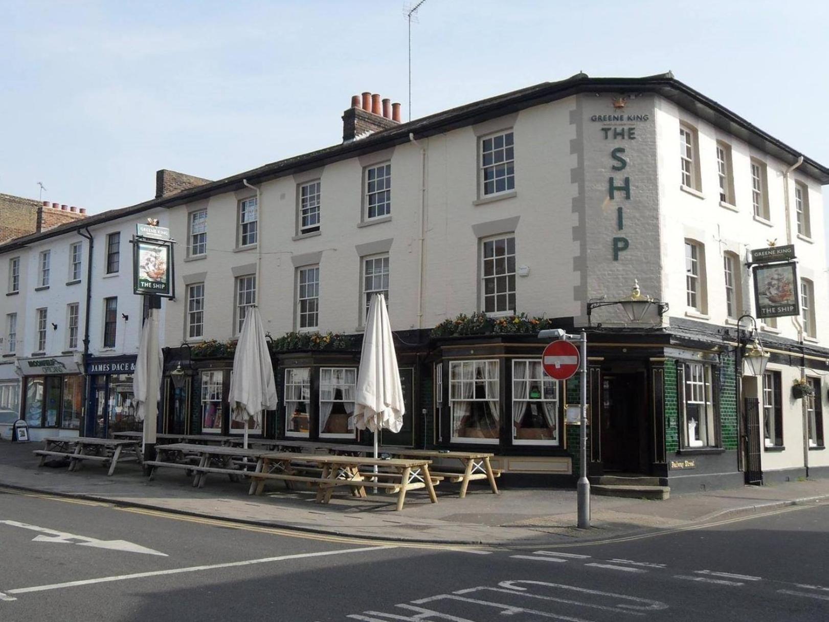 The Ship Hotel Chelmsford Bagian luar foto