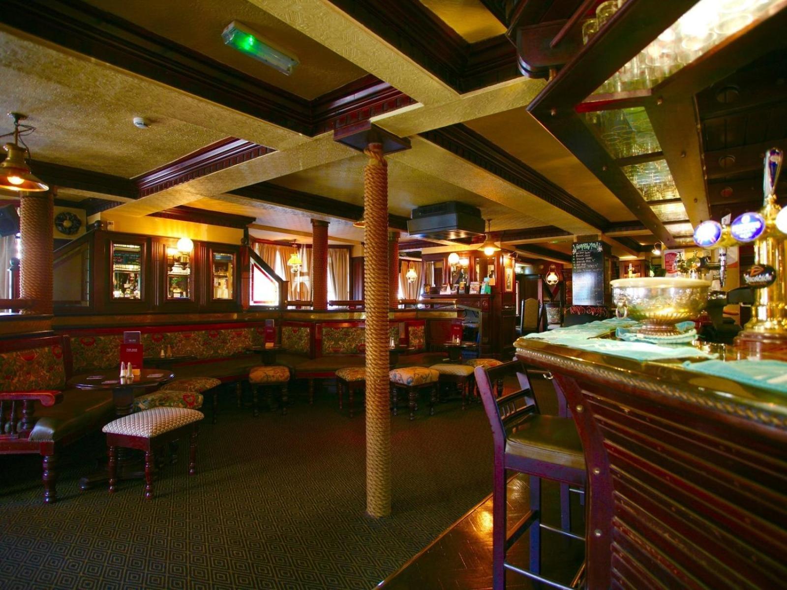 The Ship Hotel Chelmsford Bagian luar foto