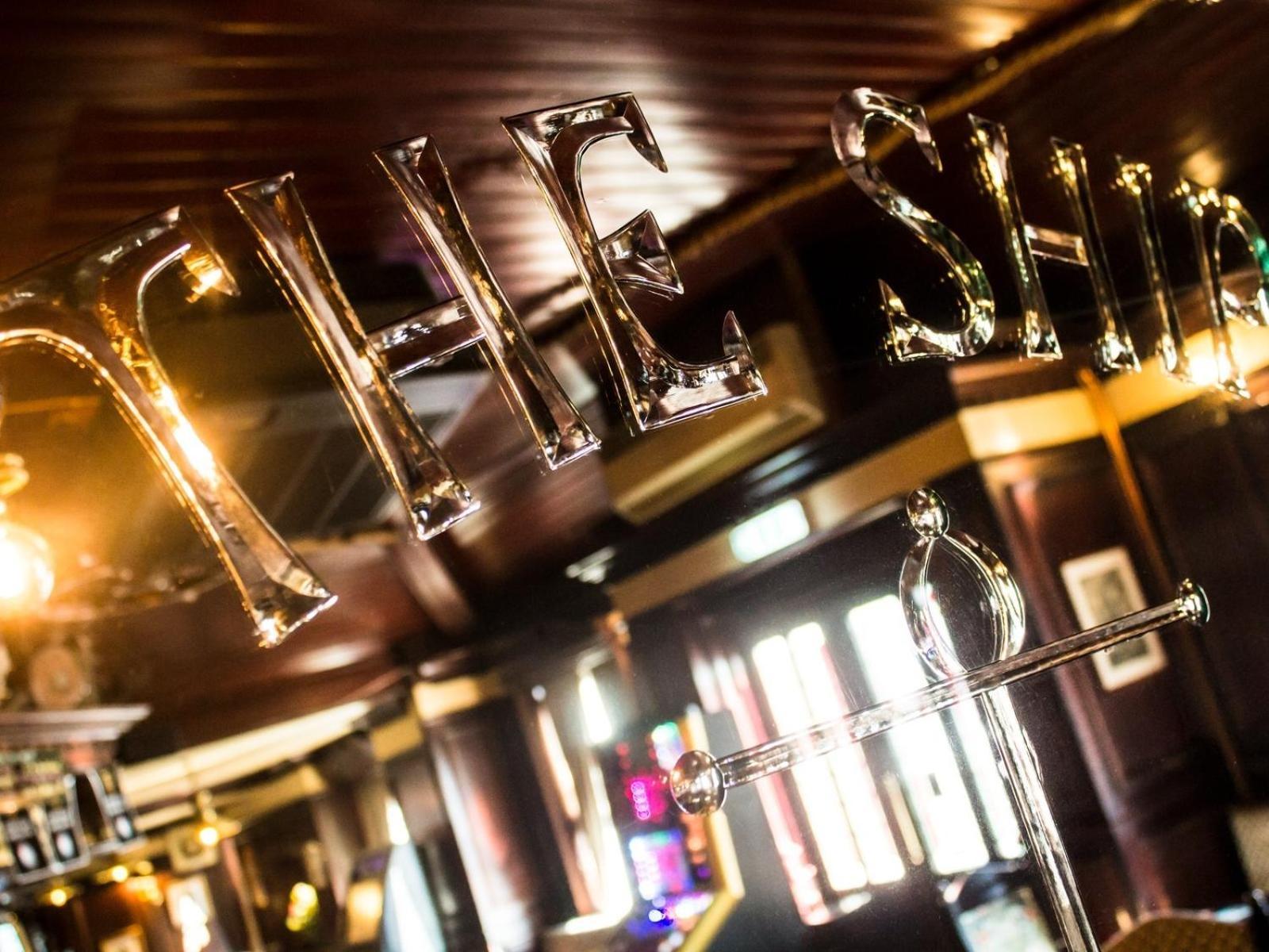The Ship Hotel Chelmsford Bagian luar foto