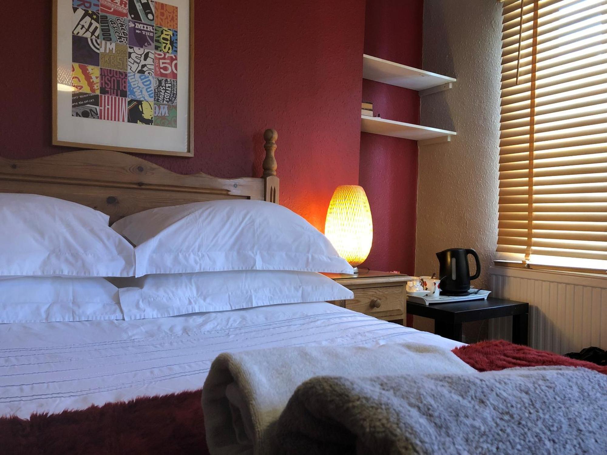 The Ship Hotel Chelmsford Ruang foto